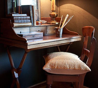 cushion knitted raffi