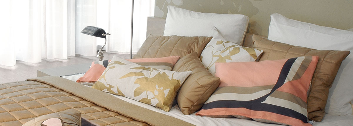 Bedtime Stories Golden Bedroom 