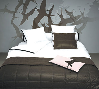 Falcon & the Swan Bedroom Tuxedo