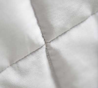 Sprei Maxwell detail