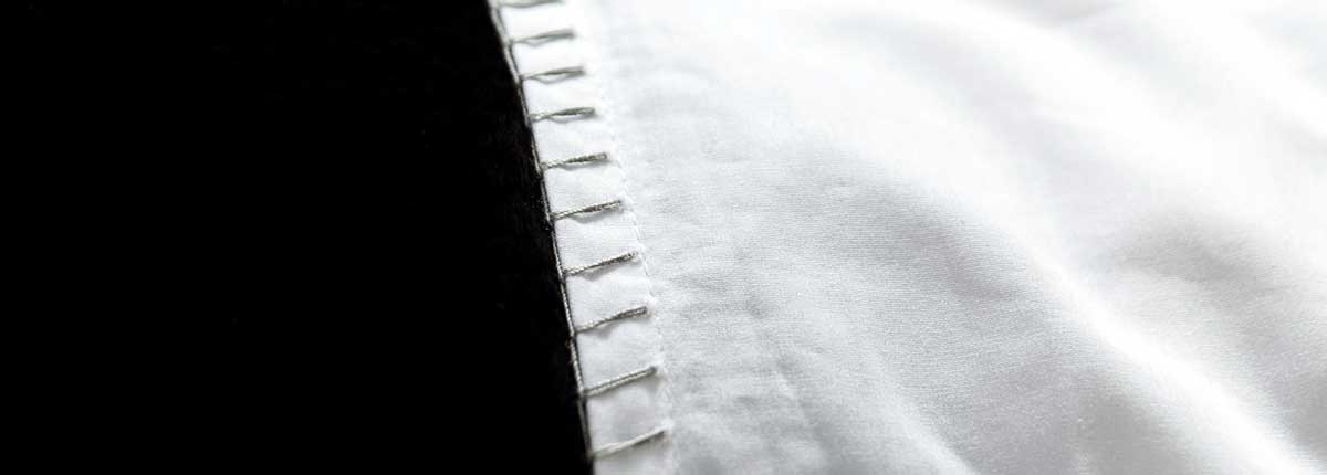 MrsMe Dekbedovertrek Feston Wit detail