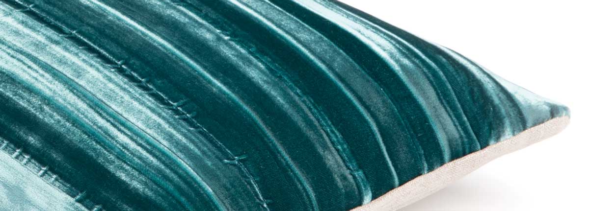 Sierkussen Lord Petrol geplet  velours