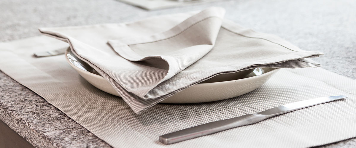 MrsMe custom made table linen