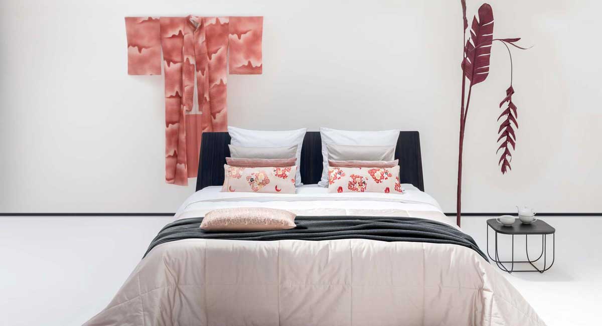 The Glass House - Bedroom Parlour