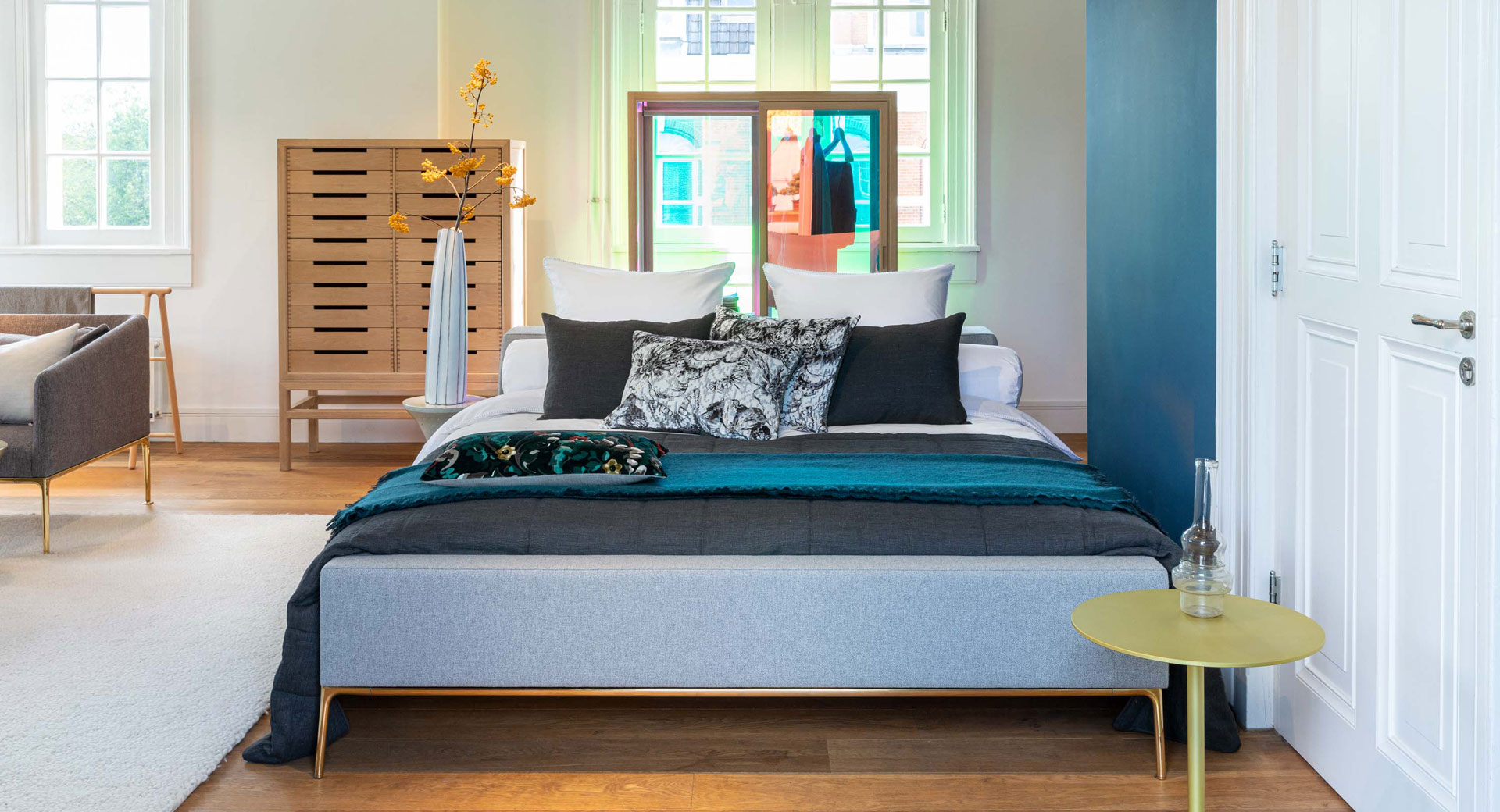 The Glass House - Bedroom Avalon