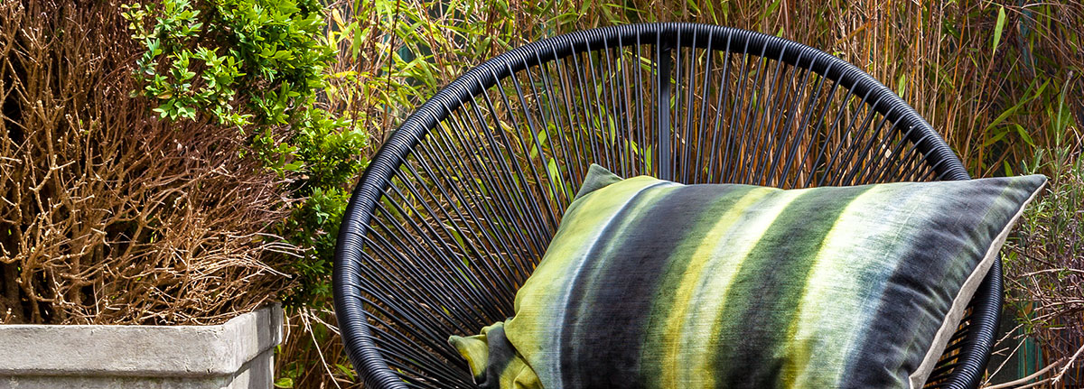 Cushion Gradient Tie and Dye velvet outdoor 