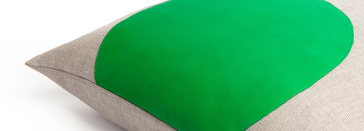 Cushion Pop1 Emerald