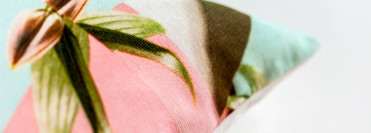 Cushion Brewster Detail