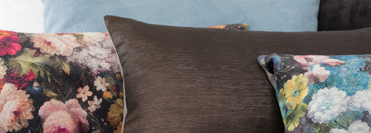 Cushion Frozen metallic viscose