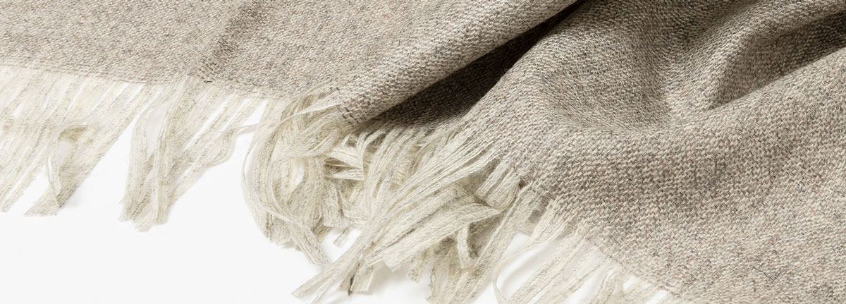 Nick blanket throw Oyster